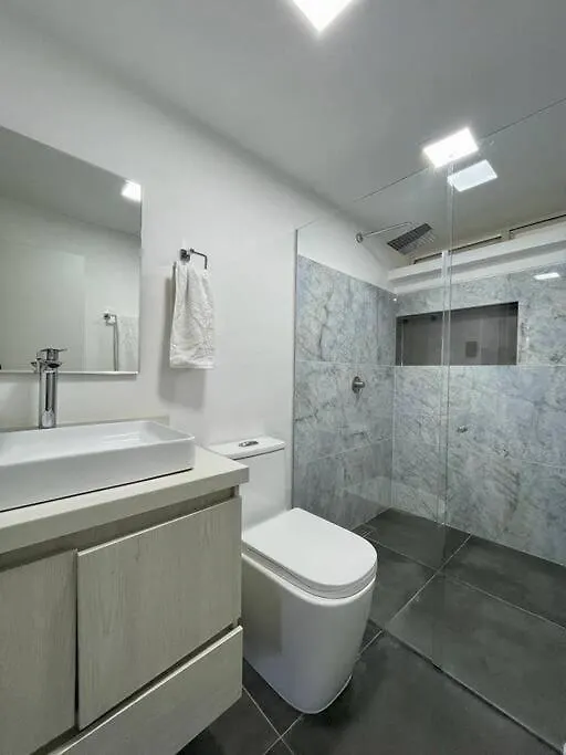Modern Apartment-1 Block From El Poblado Park Medellin Colombia