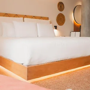  Apartment Topa House