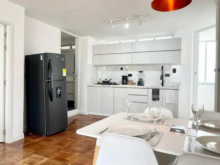 Modern Apartment-1 Block From El Poblado Park Medellin Apartment